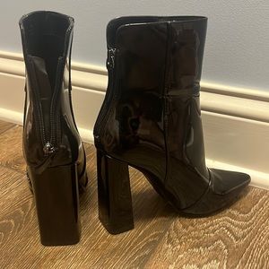 Black Glossy Chunky Heel Boots